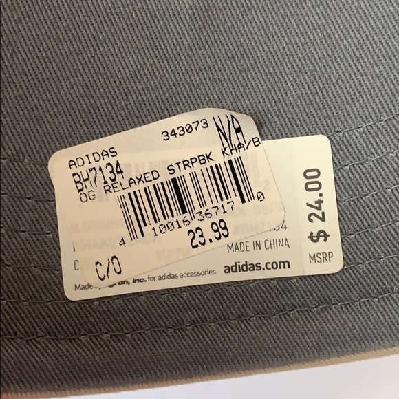 New Adidas relaxed strap back khaki hat - Picture 7 of 7
